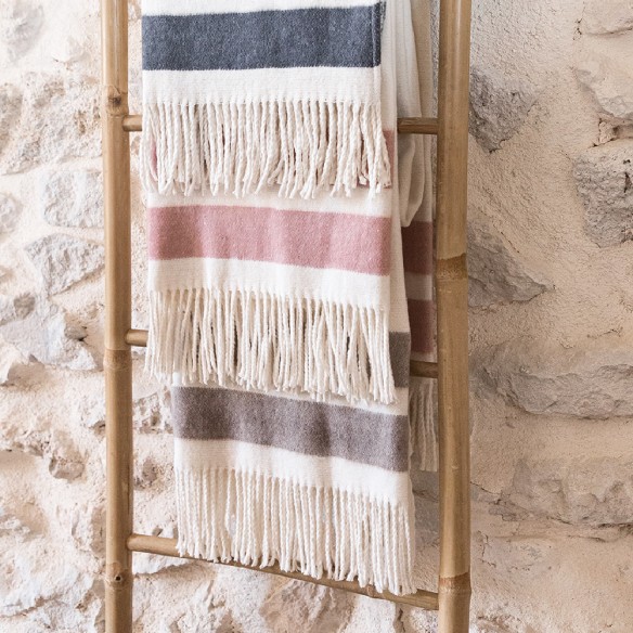 Plaid ESSENZA Pielsa