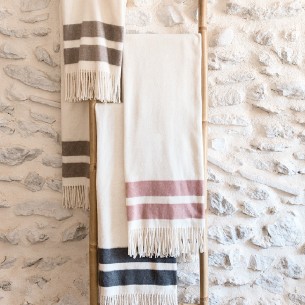 Plaid ESSENZA Pielsa